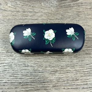 Draper James glasses case